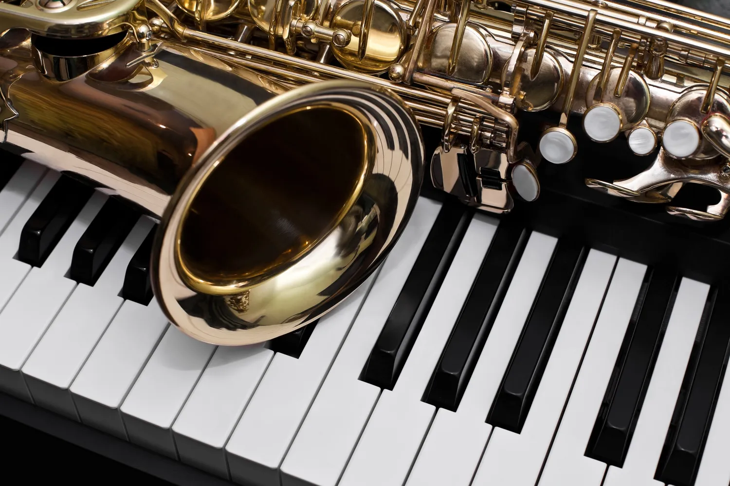 Jak wybrać saksofon?